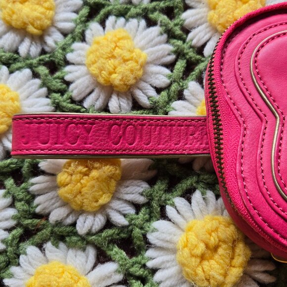 Juicy Couture Pink Leather Small Heart Purse - Picture 6 of 15